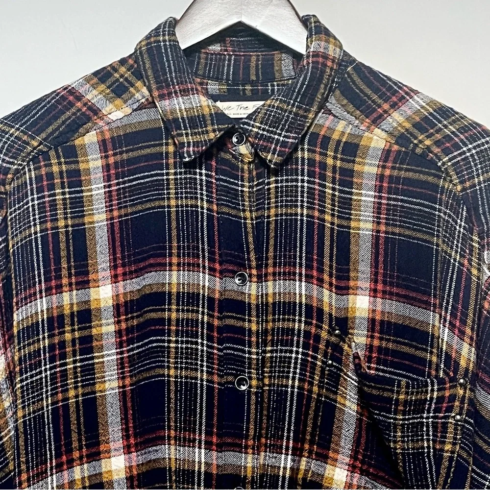 WE THE FREE PEOPLE Blue Plaid Flannel Shirt RIVETED Womens S Button Up Oversized - Picture 2 of 16